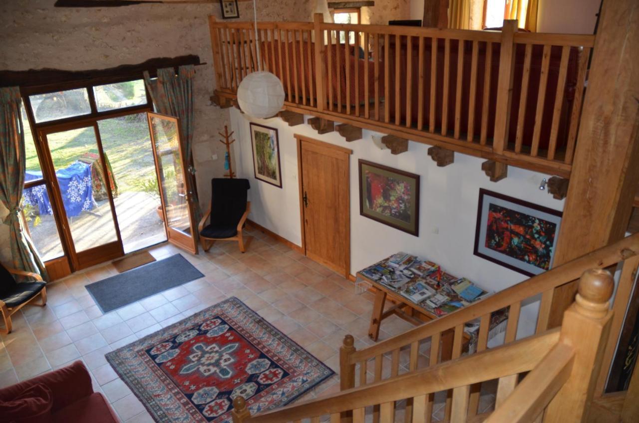 Katy'S Barn Villa Saint-Aulaye-Puymangou Dış mekan fotoğraf