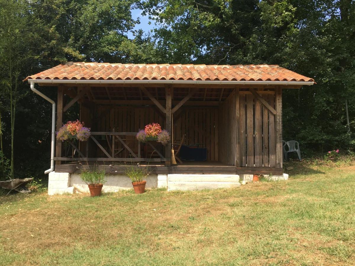 Katy'S Barn Villa Saint-Aulaye-Puymangou Dış mekan fotoğraf
