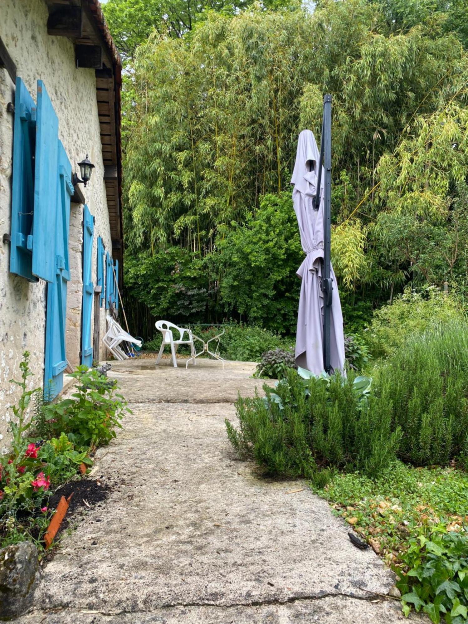 Katy'S Barn Villa Saint-Aulaye-Puymangou Dış mekan fotoğraf