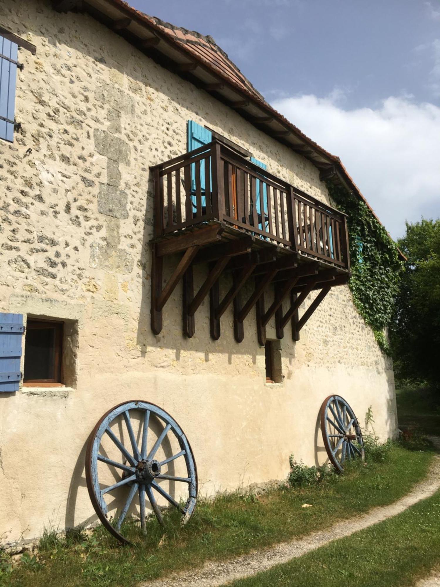 Katy'S Barn Villa Saint-Aulaye-Puymangou Dış mekan fotoğraf